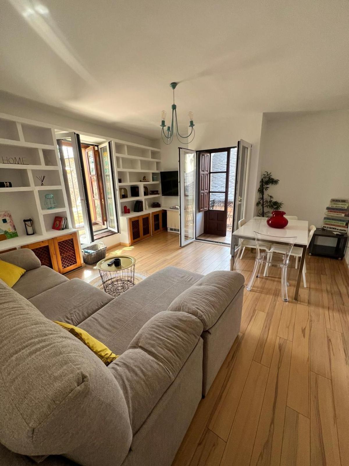 La Torre Del Reloj Apartment Ponferrada Room photo